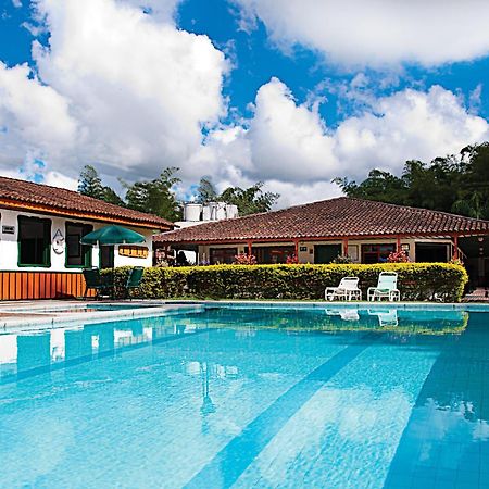 Hotel Campestre La Floresta Puerto Espejo エクステリア 写真