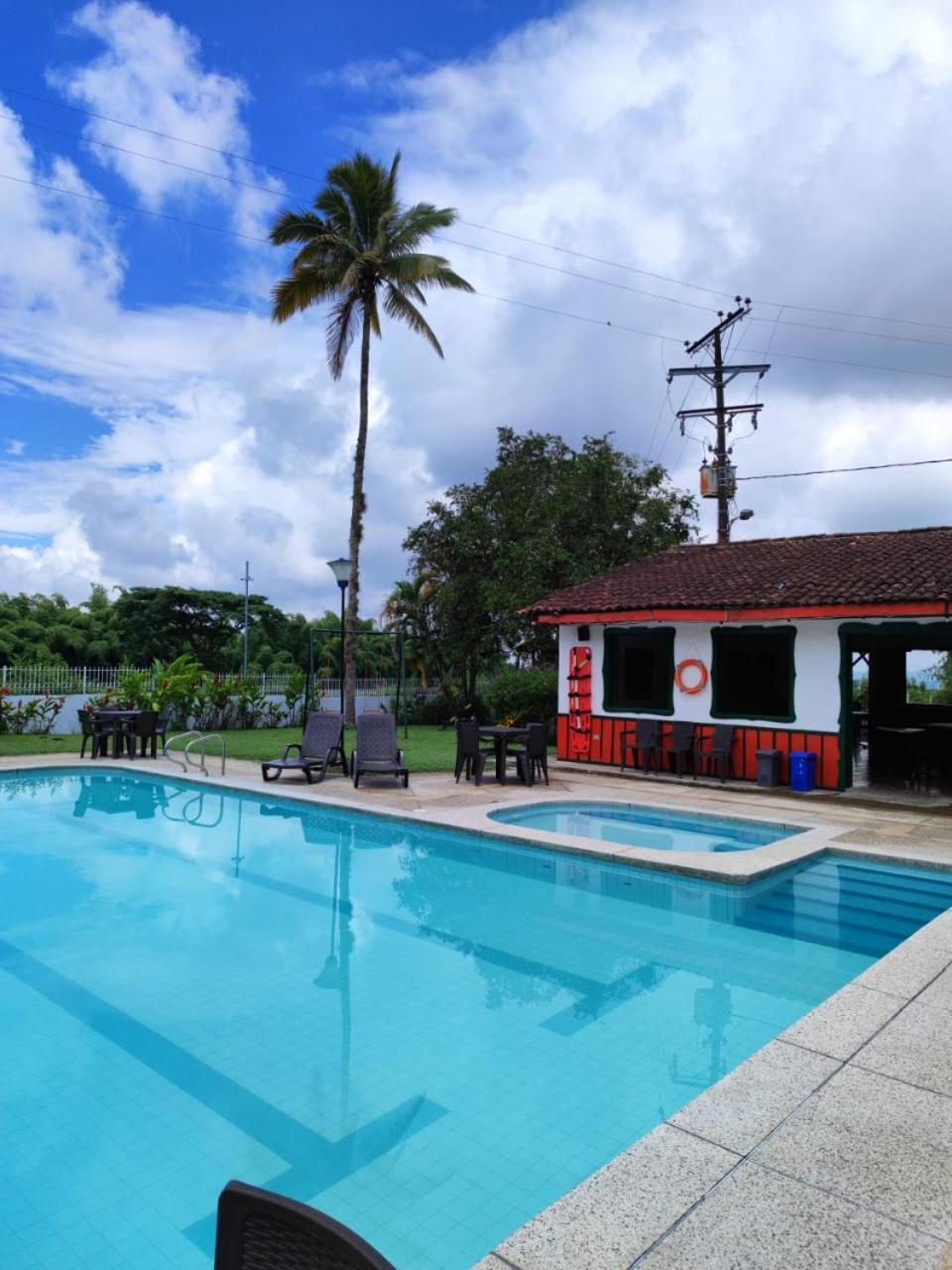 Hotel Campestre La Floresta Puerto Espejo エクステリア 写真