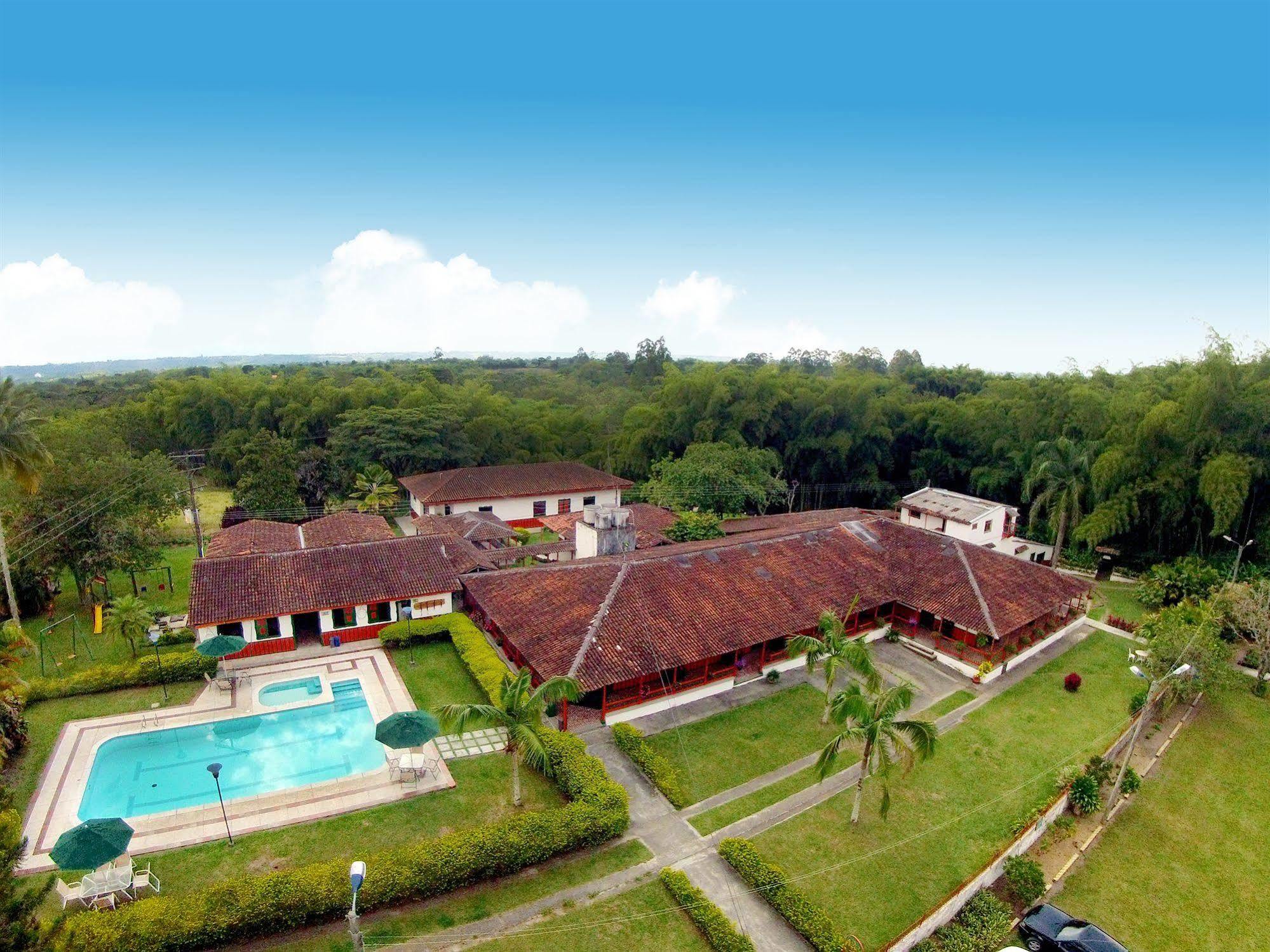 Hotel Campestre La Floresta Puerto Espejo エクステリア 写真