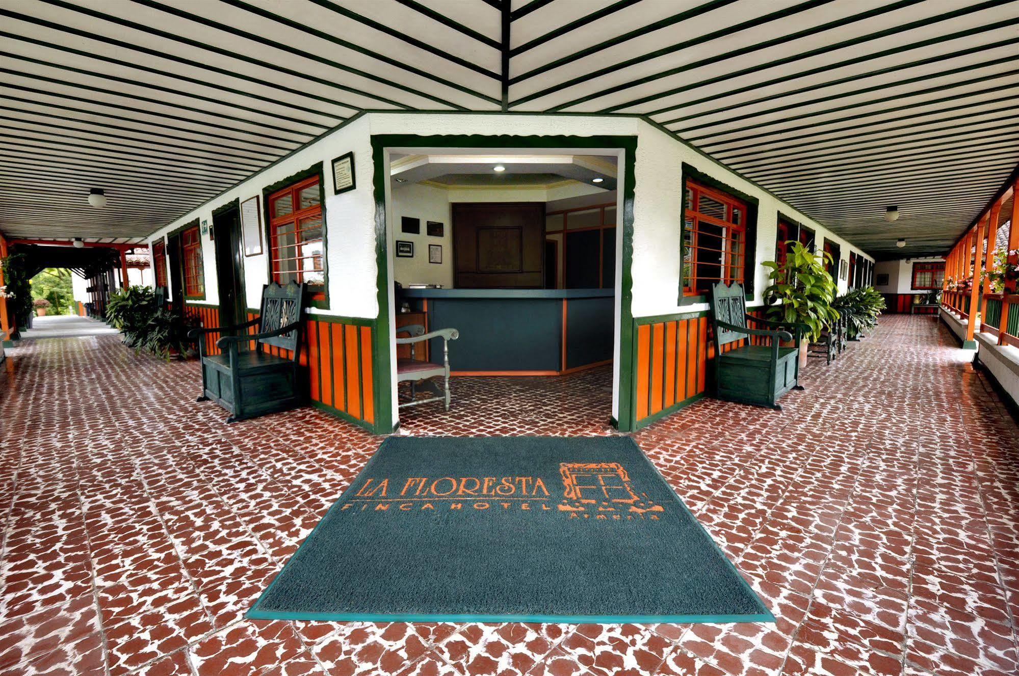 Hotel Campestre La Floresta Puerto Espejo エクステリア 写真